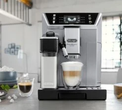 DELONGHI PrimaDonna Class ECAM 550.85.MS Garantie 3 Ans -Magasin De Machines À Café 550.85.ms expresso broyeur delonghi boissons