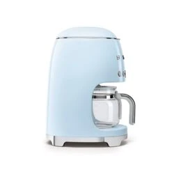 Smeg Cafetière Filtre Bleu Azur 1,4 L - 1050 W DCF02PBEU -Magasin De Machines À Café 700008 3 1 Cafetiere filtre bleu Azur 1 4 L 1050 W DCF02PBEU Smeg
