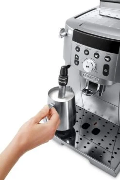 DELONGHI Magnifica S Smart FEB 2531.SB - Garantie 3 Ans -Magasin De Machines À Café feb 2531.sb milk frother