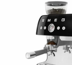 Machine Expresso SMEG EGF03BLEU Noire Années 50 Avec Moulin Intégré -Magasin De Machines À Café smeg egf03 noire 4